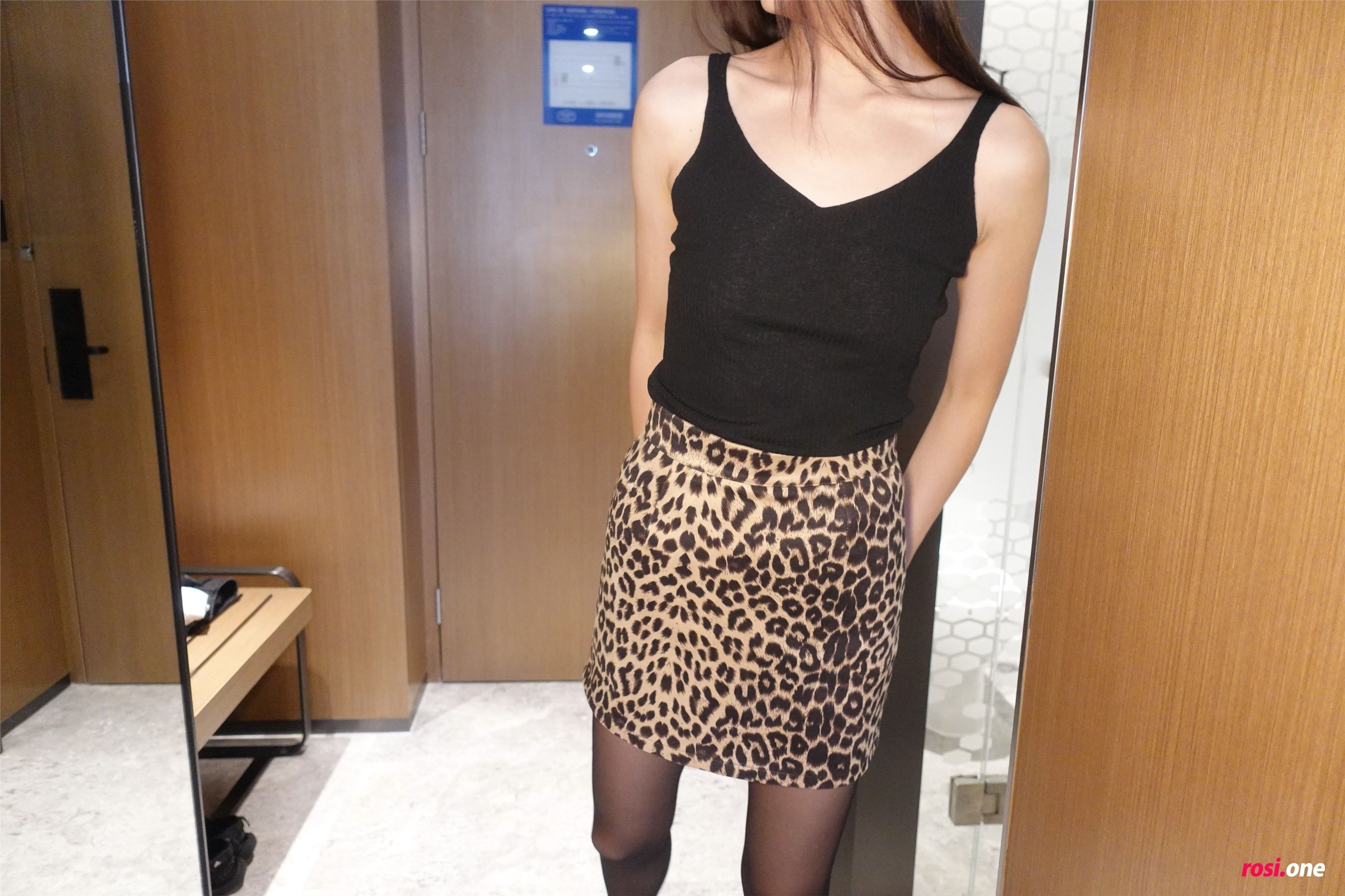 ROSI写真 2021.08.17 NO.3543